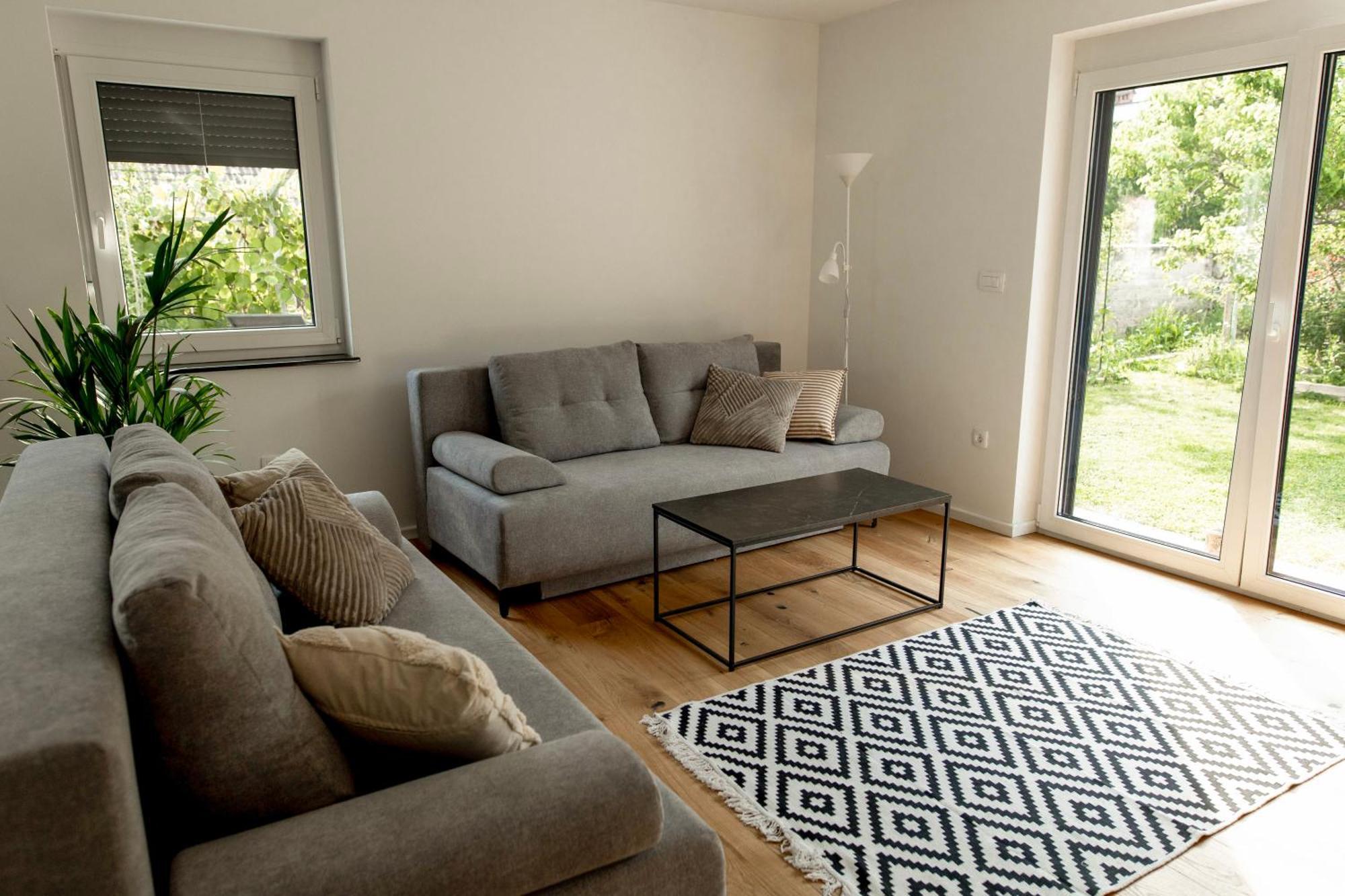 Aura Apartments Zirovnica Exterior foto