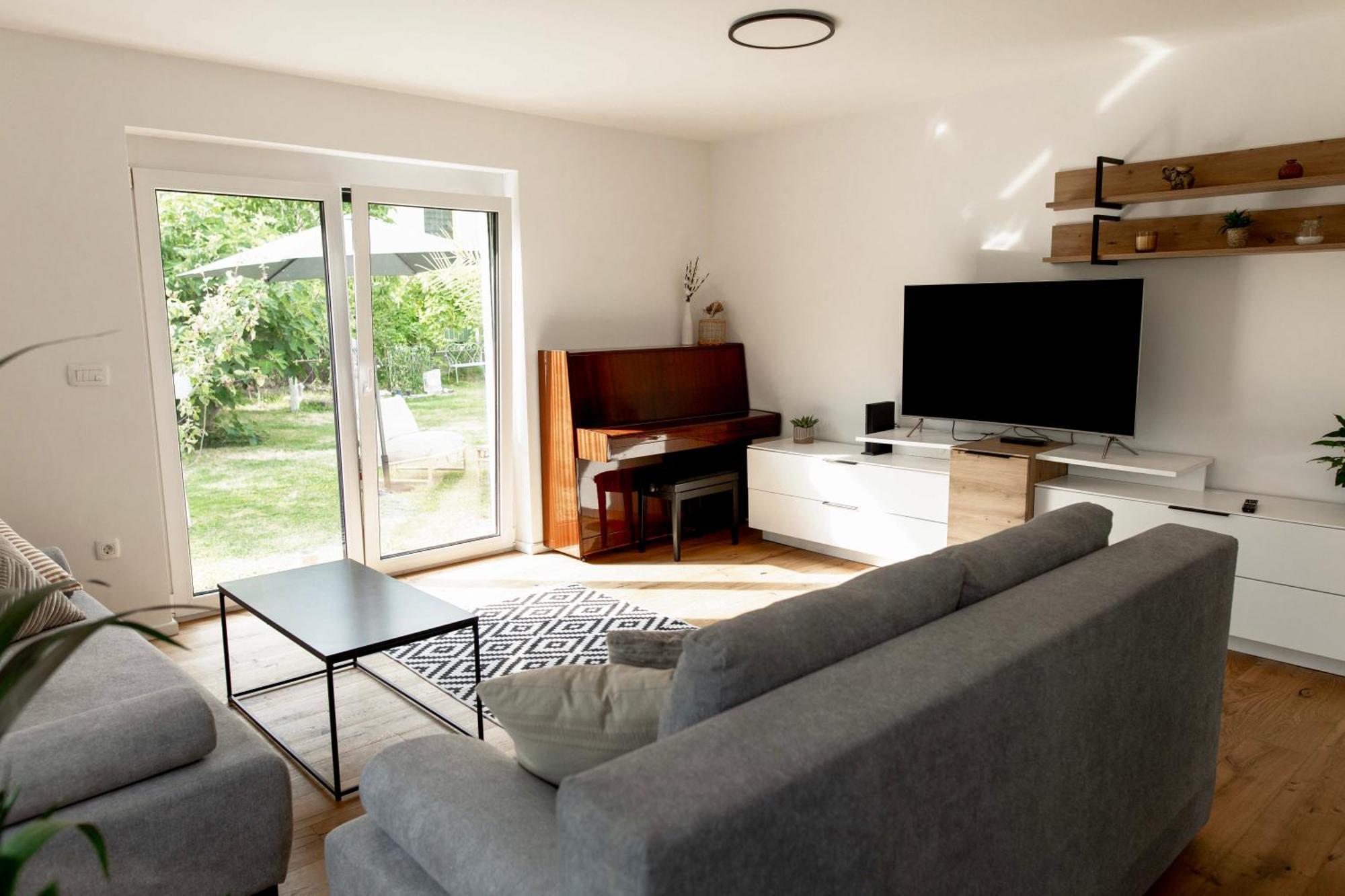 Aura Apartments Zirovnica Cameră foto